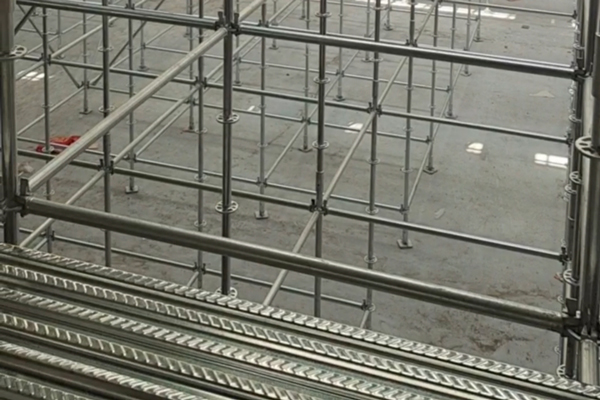 沈阳脚手架租赁站的选择：把握安全与效率的施工利器